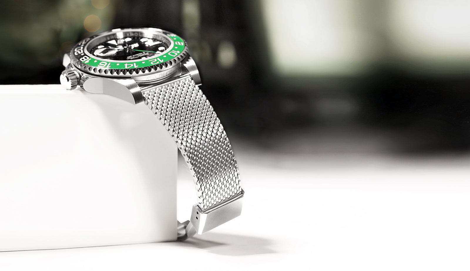 AMB-001 Milanese Mesh Bracelet - 19 x 16 mm