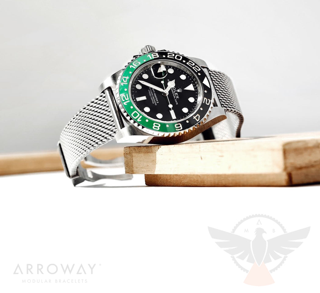 AMB-001 Milanese Mesh Bracelet - 19 x 16 mm