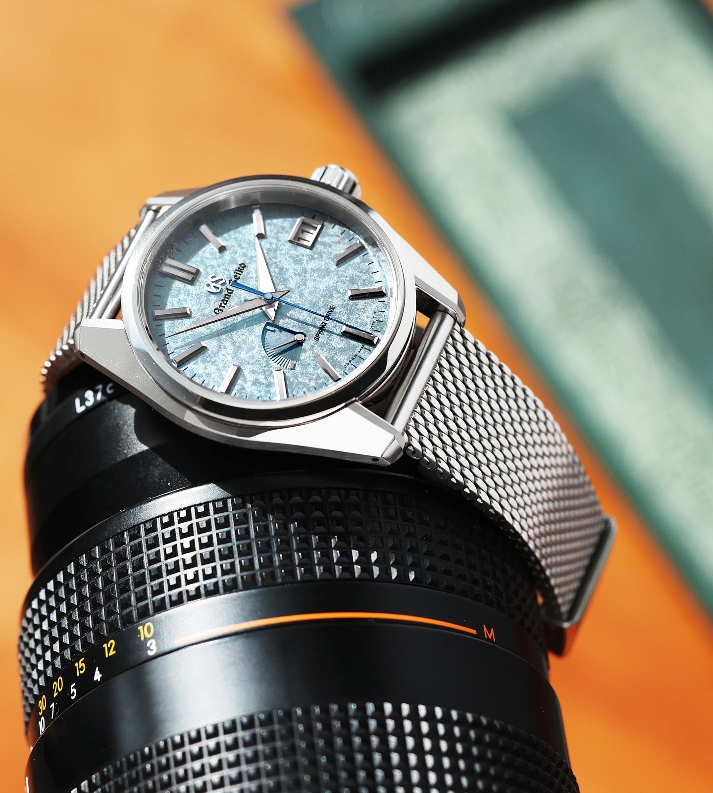 AMB-001 Milanese Mesh Bracelet - 20 x 16 mm