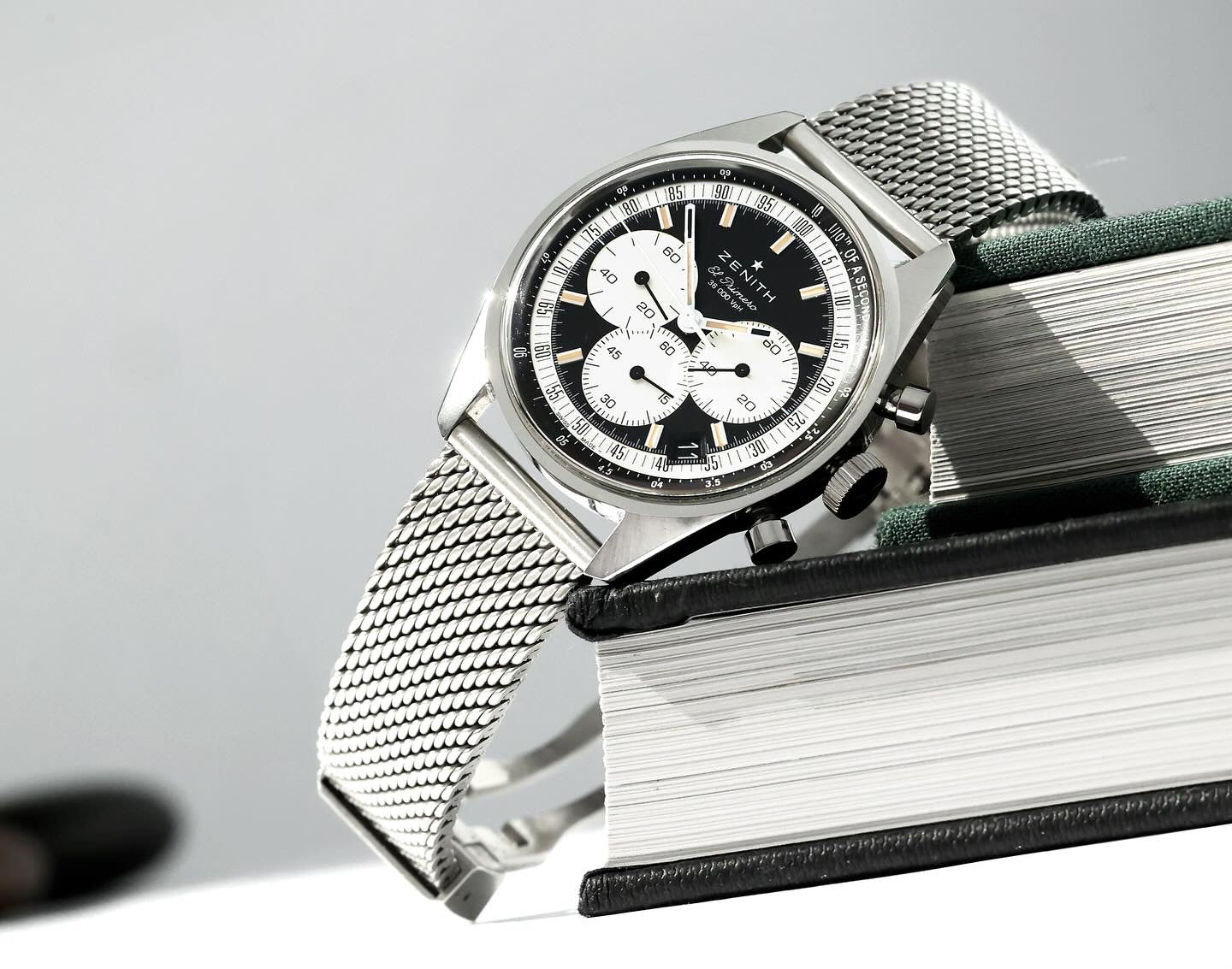 AMB-001 Milanese Mesh Bracelet - 20 x 16 mm