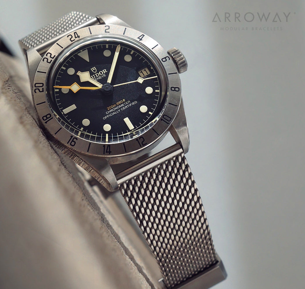 AMB-001 Milanese Mesh Bracelet - 19 x 16 mm