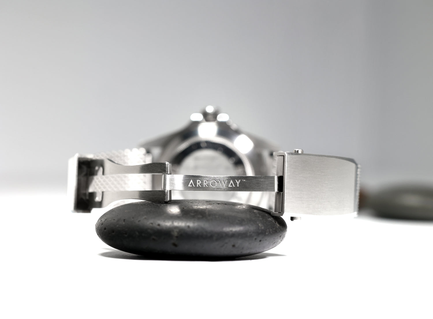 AMB-001 Pulsera de malla milanesa - 20 x 16 mm